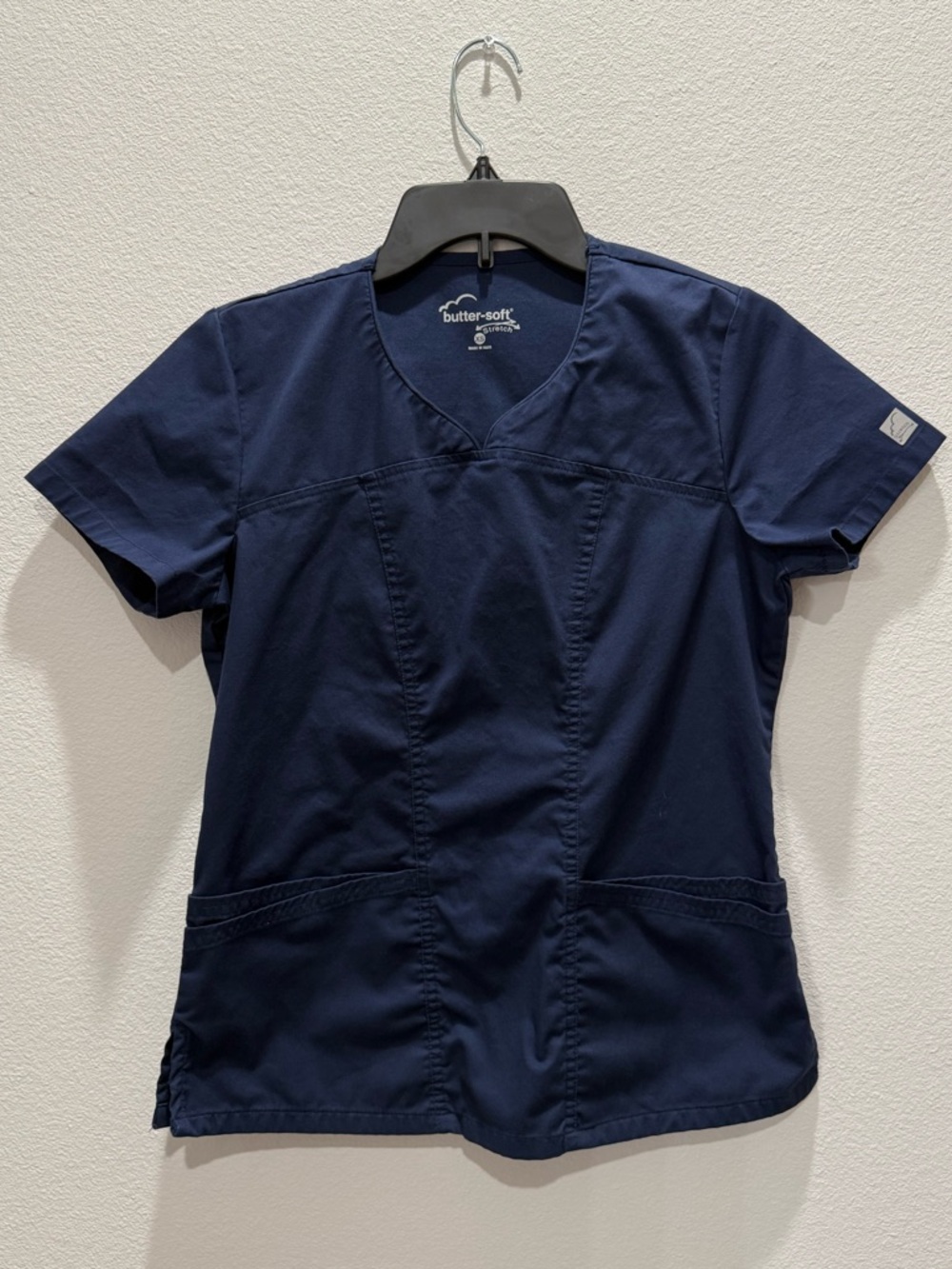 Butter-Soft STRETCH 4-Pocket Sweetheart Neck Scrub Top XS